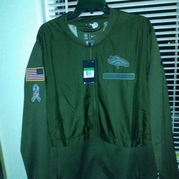 Bronco's - Picture 5 of 5